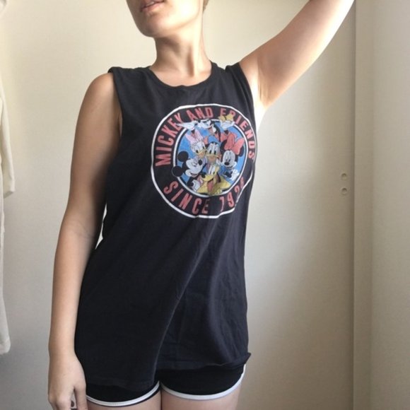 ✨FINAL PRICE✨ Mickey and Friends Cutoff Tank - Picture 1 of 4